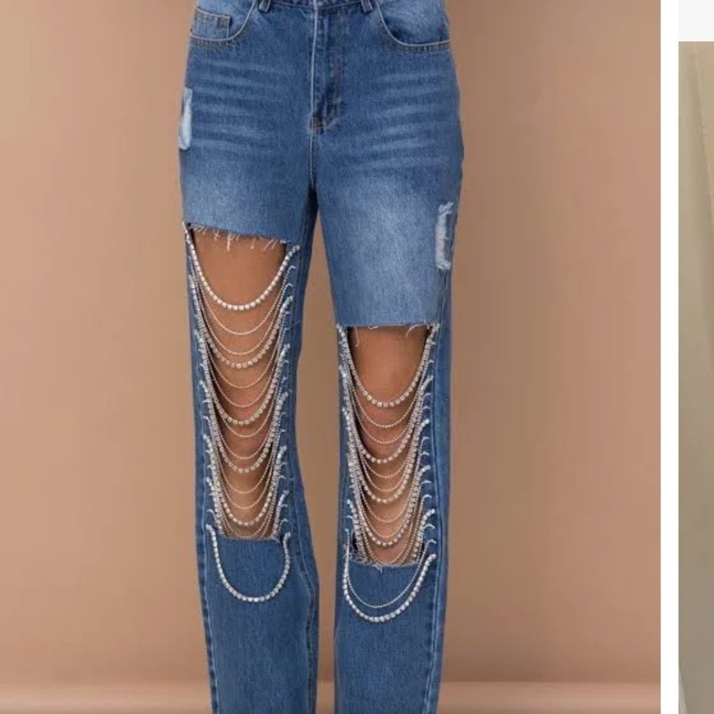 Kiwi rhinestone cut out blue jeans